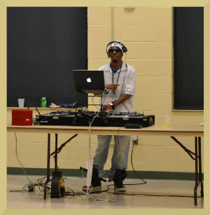 bluff2013djsoultrain.jpg